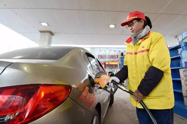 自助加油站的那些“隱秘”